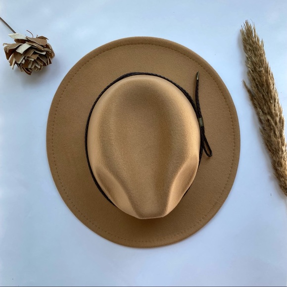 melirose_closet Accessories - Just in✨ Into the Wild• Camel Fedora Hat
